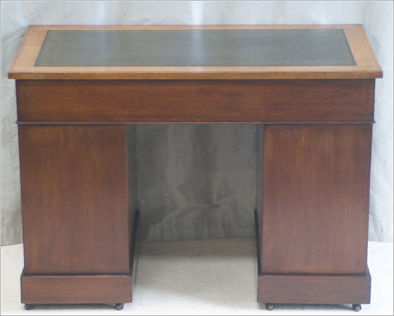 2073 Small Antique Inlaid Pedestal Desk (11)